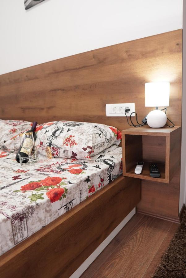 Apartments Manitovac M Nikšić Zewnętrze zdjęcie