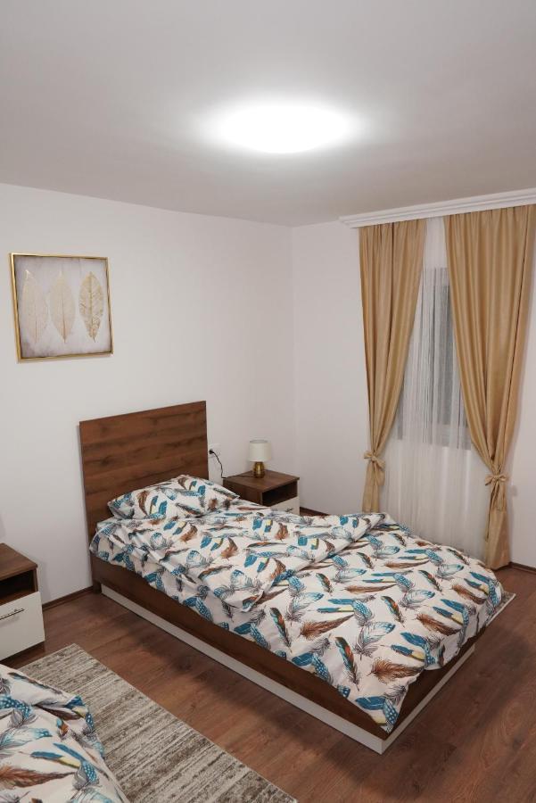 Apartments Manitovac M Nikšić Zewnętrze zdjęcie